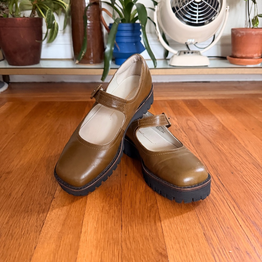 INTENTIONALLY BLANK Olive Mary Jane Flats